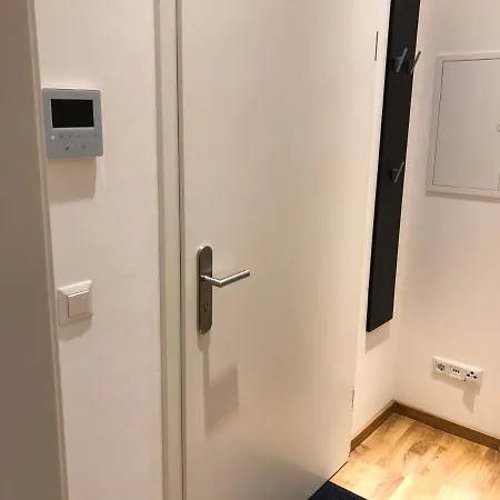 Exquvisit One Apartment *